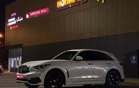 Infiniti QX70, 2017 год, 3 000 000 рублей, 1 фотография