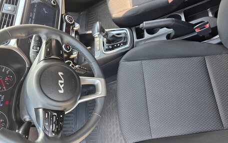 KIA Rio IV, 2022 год, 1 760 000 рублей, 11 фотография