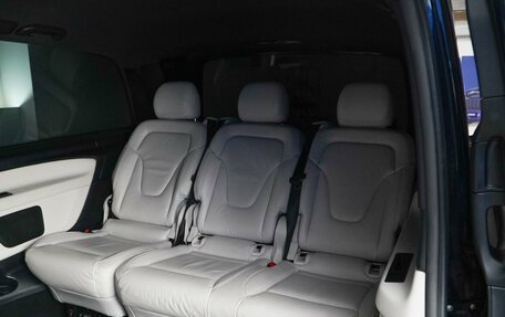 Mercedes-Benz V-Класс, 2019 год, 4 649 077 рублей, 9 фотография