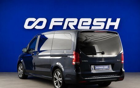 Mercedes-Benz V-Класс, 2019 год, 4 649 077 рублей, 2 фотография