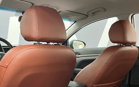 Hyundai Elantra VI рестайлинг, 2017 год, 1 399 900 рублей, 15 фотография