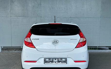 Hyundai Solaris II рестайлинг, 2015 год, 1 020 000 рублей, 6 фотография