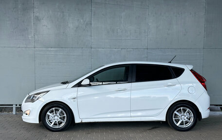 Hyundai Solaris II рестайлинг, 2015 год, 1 020 000 рублей, 4 фотография