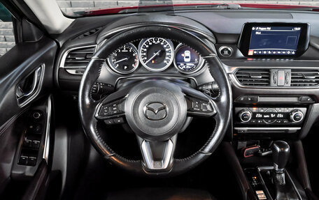 Mazda 6, 2018 год, 2 420 000 рублей, 13 фотография