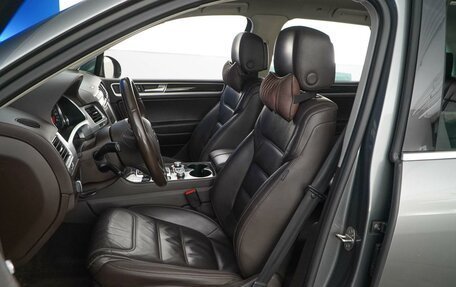 Volkswagen Touareg III, 2015 год, 2 500 000 рублей, 10 фотография