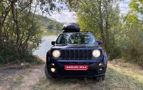Jeep Renegade I рестайлинг, 2016 год, 1 590 000 рублей, 2 фотография