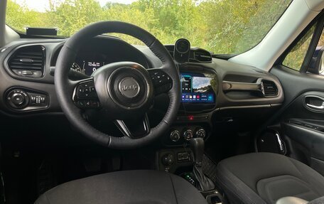 Jeep Renegade I рестайлинг, 2016 год, 1 590 000 рублей, 15 фотография