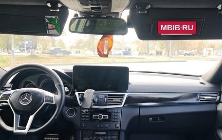Mercedes-Benz E-Класс, 2012 год, 1 590 000 рублей, 11 фотография
