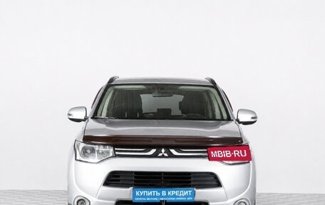 Mitsubishi Outlander III рестайлинг 3, 2013 год, 1 379 000 рублей, 3 фотография