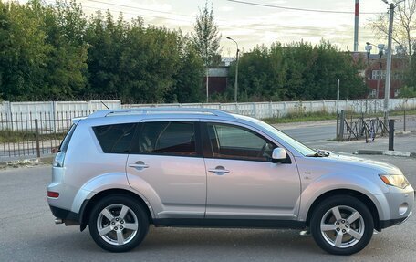 Mitsubishi Outlander III рестайлинг 3, 2007 год, 690 000 рублей, 6 фотография
