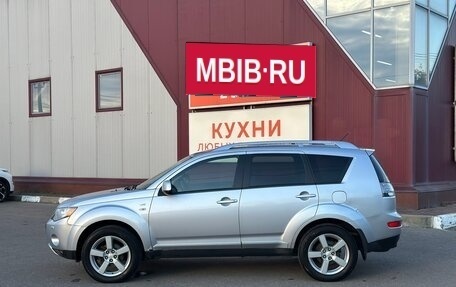 Mitsubishi Outlander III рестайлинг 3, 2007 год, 690 000 рублей, 11 фотография