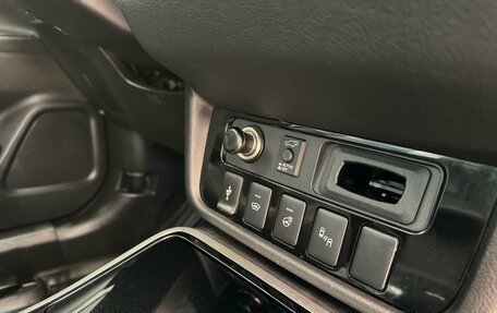 Mitsubishi Outlander III рестайлинг 3, 2019 год, 2 500 000 рублей, 18 фотография