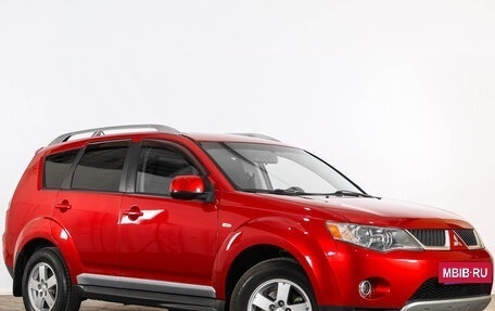 Mitsubishi Outlander III рестайлинг 3, 2008 год, 1 099 000 рублей, 2 фотография