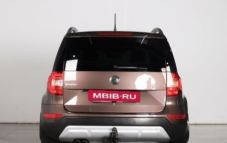 Skoda Yeti I рестайлинг, 2014 год, 1 059 000 рублей, 6 фотография