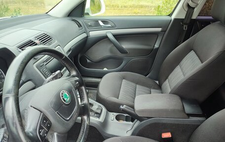 Skoda Octavia, 2012 год, 750 000 рублей, 13 фотография