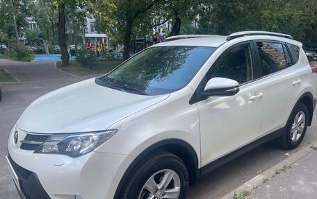 Toyota RAV4, 2013 год, 1 950 000 рублей, 3 фотография