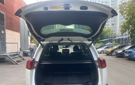 Toyota RAV4, 2013 год, 1 950 000 рублей, 14 фотография