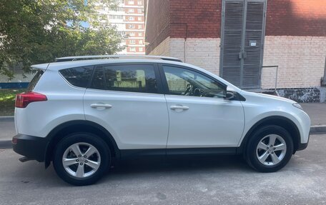 Toyota RAV4, 2013 год, 1 950 000 рублей, 5 фотография