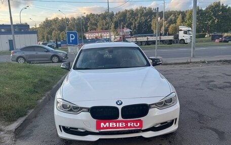 BMW 3 серия, 2012 год, 1 850 000 рублей, 13 фотография