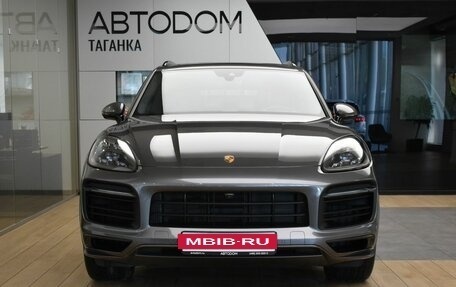 Porsche Cayenne III, 2022 год, 12 490 000 рублей, 2 фотография