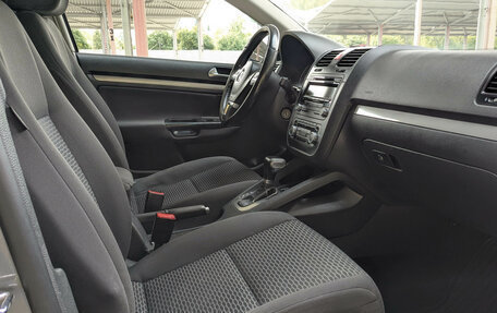 Volkswagen Jetta VI, 2010 год, 449 900 рублей, 10 фотография