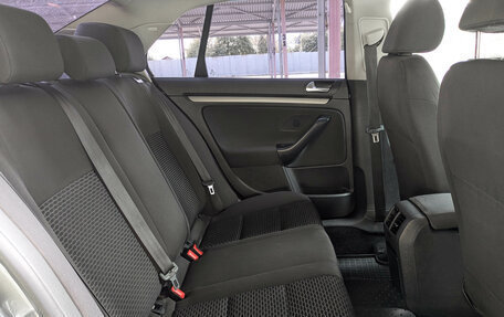 Volkswagen Jetta VI, 2010 год, 449 900 рублей, 11 фотография