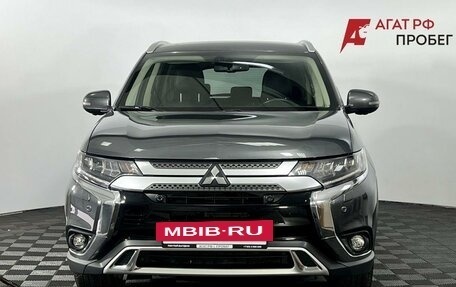 Mitsubishi Outlander III рестайлинг 3, 2019 год, 2 350 000 рублей, 3 фотография