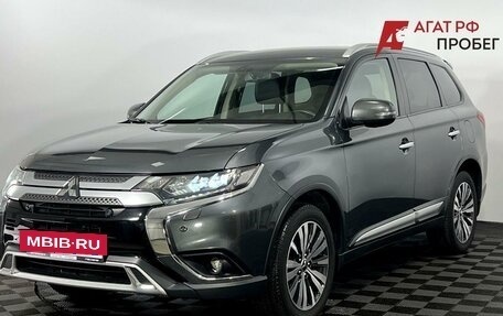 Mitsubishi Outlander III рестайлинг 3, 2019 год, 2 350 000 рублей, 2 фотография