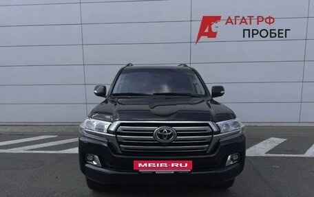 Toyota Land Cruiser 200, 2018 год, 4 940 000 рублей, 2 фотография