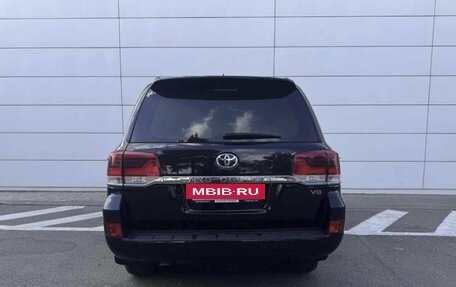 Toyota Land Cruiser 200, 2018 год, 4 940 000 рублей, 6 фотография