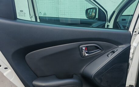 Hyundai ix35 I рестайлинг, 2011 год, 980 000 рублей, 4 фотография