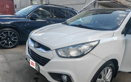 Hyundai ix35 I рестайлинг, 2011 год, 980 000 рублей, 10 фотография