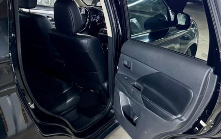 Mitsubishi Outlander III рестайлинг 3, 2013 год, 1 190 000 рублей, 12 фотография