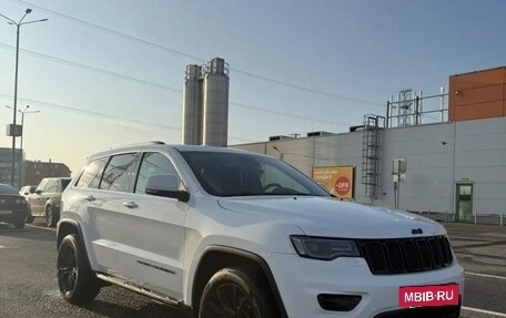 Jeep Grand Cherokee, 2017 год, 4 000 000 рублей, 7 фотография