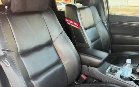 Jeep Grand Cherokee, 2017 год, 4 000 000 рублей, 11 фотография