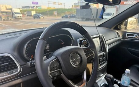 Jeep Grand Cherokee, 2017 год, 4 000 000 рублей, 12 фотография