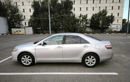 Toyota Camry, 2010 год, 1 070 000 рублей, 4 фотография
