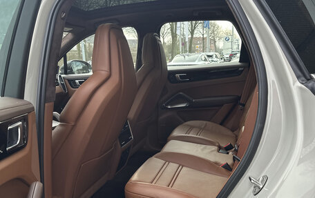 Porsche Cayenne III, 2020 год, 17 400 000 рублей, 8 фотография