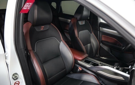 Geely Coolray I, 2022 год, 1 599 000 рублей, 23 фотография