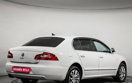 Skoda Superb III рестайлинг, 2012 год, 899 000 рублей, 5 фотография