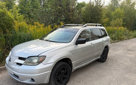 Mitsubishi Outlander III рестайлинг 3, 2003 год, 365 000 рублей, 6 фотография
