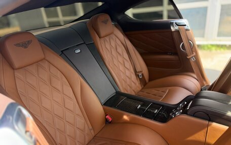 Bentley Continental GT II рестайлинг, 2011 год, 3 799 999 рублей, 14 фотография