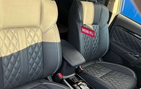 Mitsubishi Outlander III рестайлинг 3, 2022 год, 3 000 000 рублей, 7 фотография