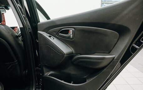 Hyundai ix35 I рестайлинг, 2014 год, 999 000 рублей, 25 фотография
