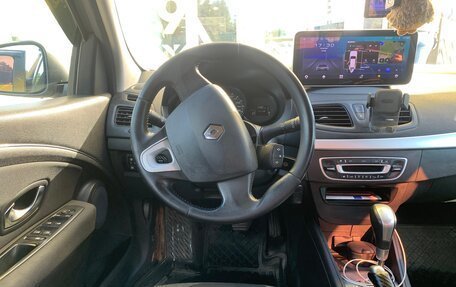 Renault Fluence I, 2010 год, 450 000 рублей, 2 фотография