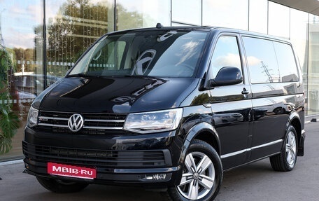 Volkswagen Multivan T6 рестайлинг, 2019 год, 4 998 000 рублей, 1 фотография