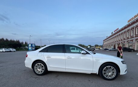 Audi A4, 2010 год, 900 000 рублей, 7 фотография