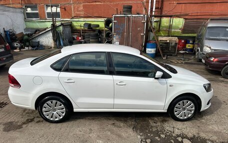 Volkswagen Polo VI (EU Market), 2013 год, 700 000 рублей, 3 фотография