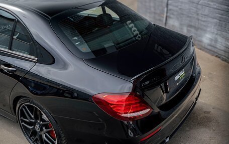 Mercedes-Benz E-Класс AMG, 2018 год, 5 970 000 рублей, 5 фотография