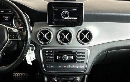 Mercedes-Benz GLA, 2015 год, 1 731 000 рублей, 14 фотография